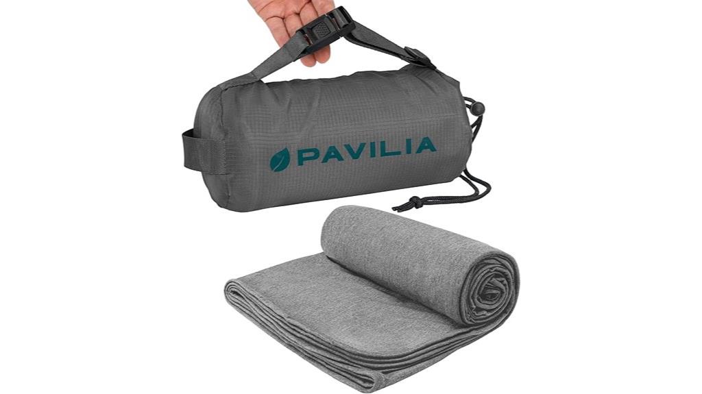 travel blanket with bag